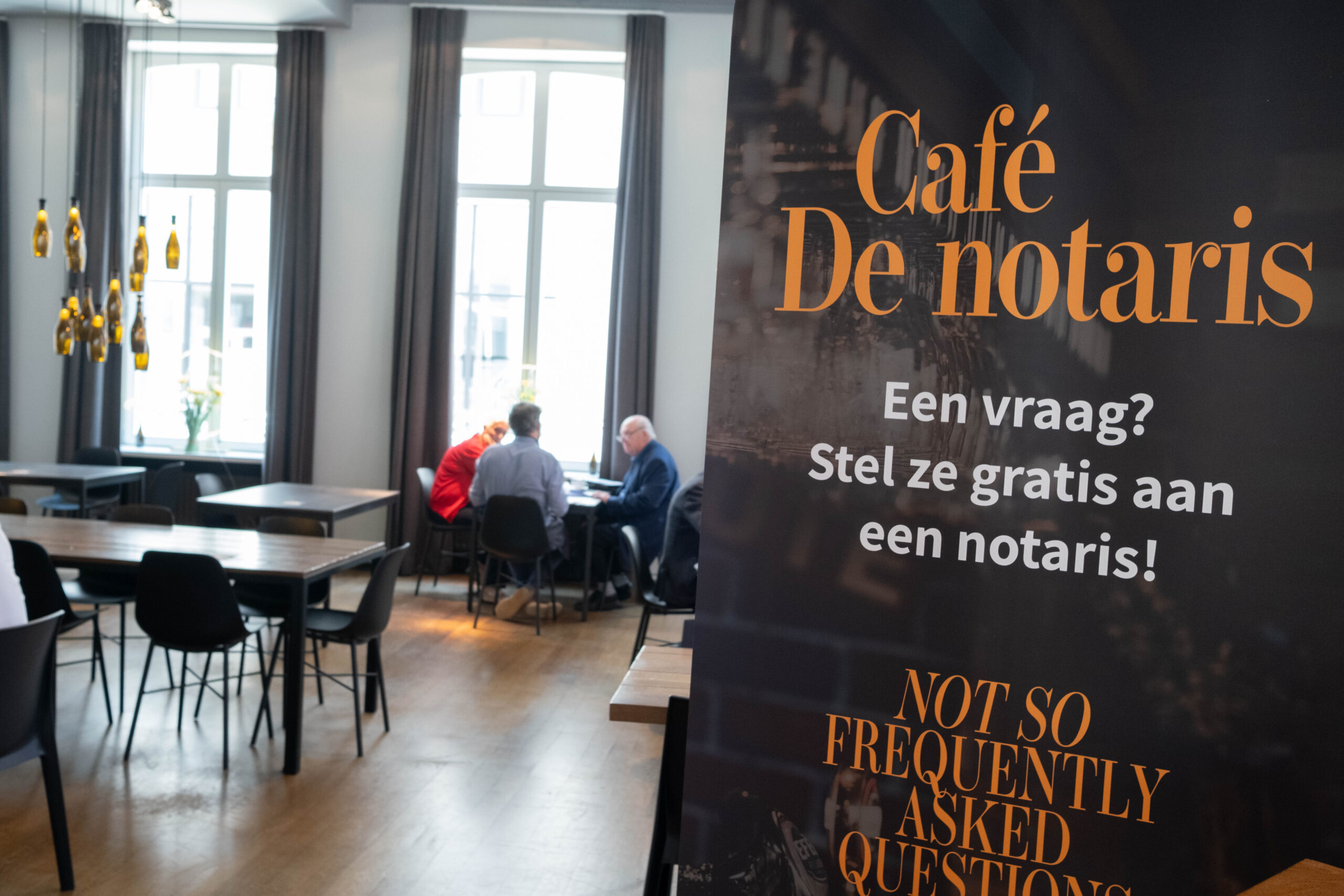 Featured image for “Café Le notaire : premières éditions servies à Bruxelles et à Gand”
