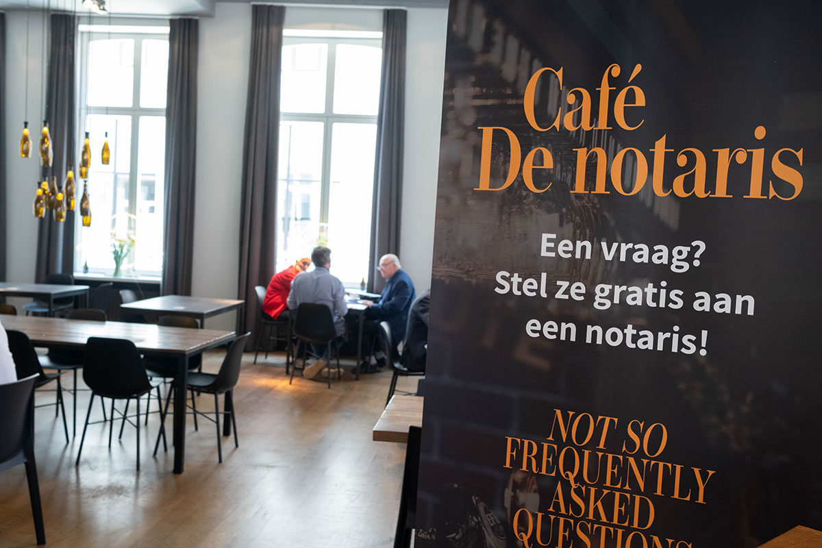 Featured image for “« Café Le notaire » : découvrez les photos d’ambiance”
