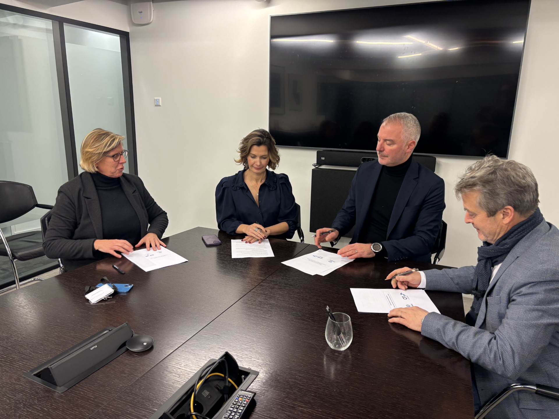 Featured image for “Notaires et agents immobiliers main dans la main pour faciliter et accélérer les procédures de vente”